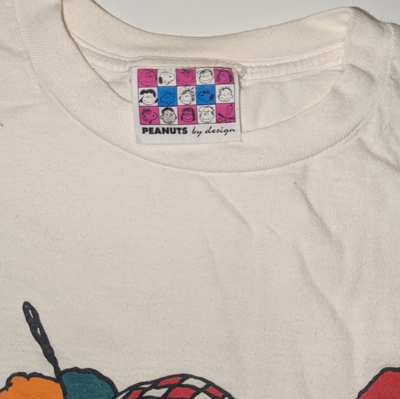 Donating Soon!  Vintage 90s Grunge Kids Peanuts Tshirt - Picture 2 of 5